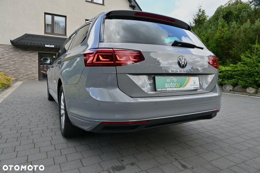 Volkswagen Passat 2.0 TDI SCR DSG Business - 38