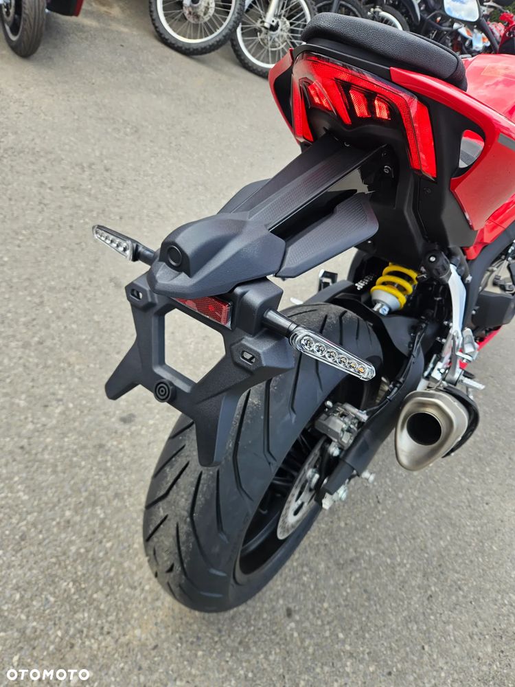 QJMOTOR SRK 800RR - 15