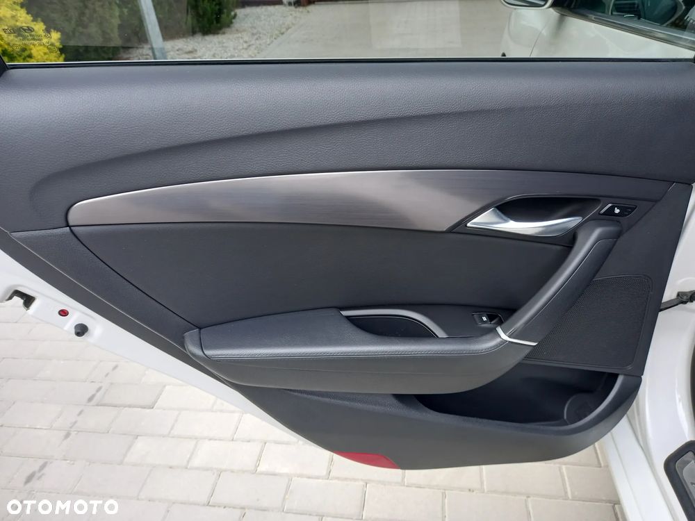 Hyundai i40 Kombi 2.0 Premium - 17