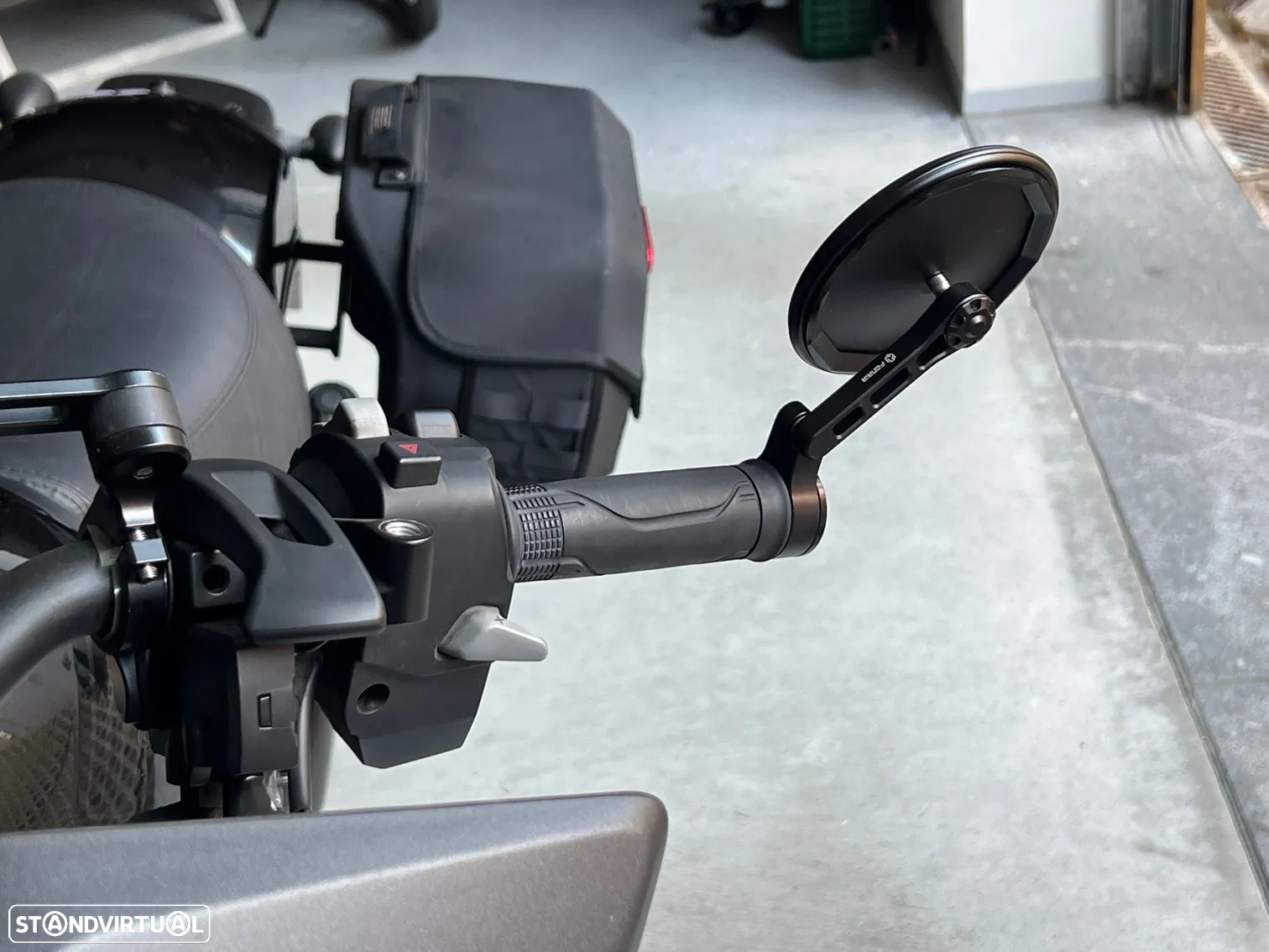 Honda CMX - 9