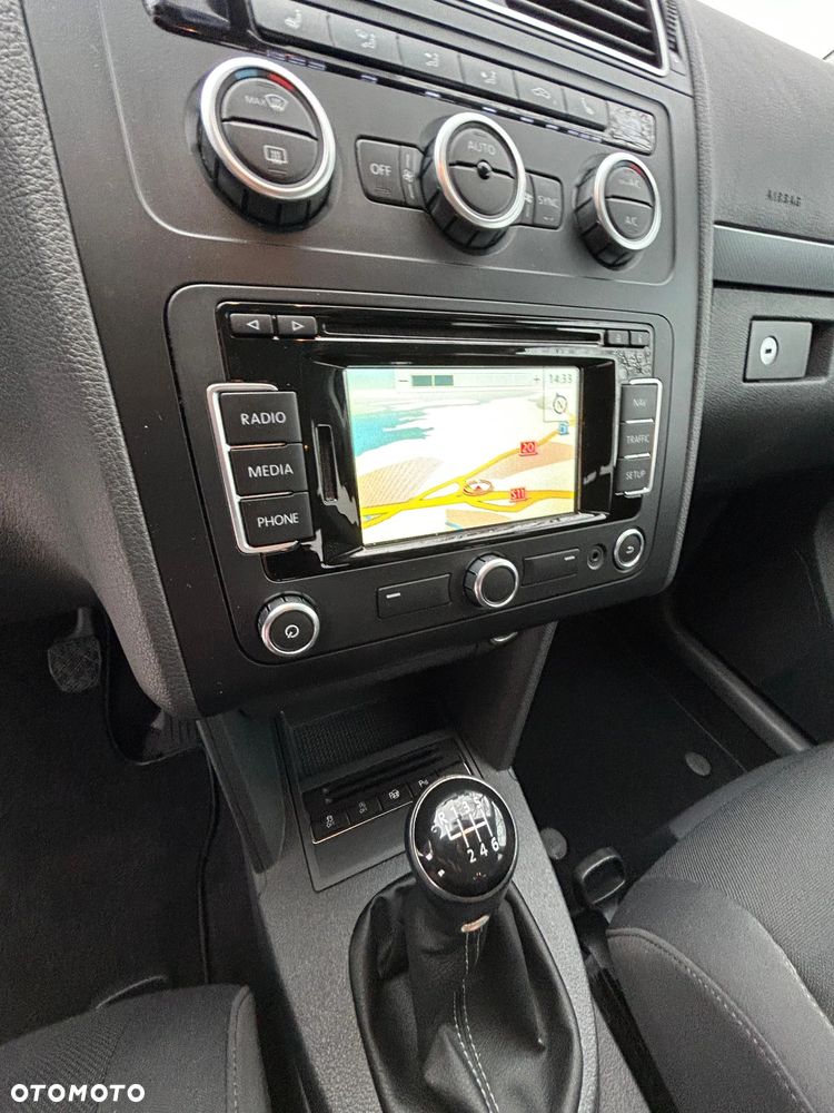 Volkswagen Touran 1.6 TDI DPF BlueMotion Technology Life - 13