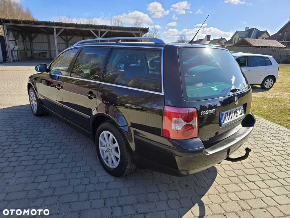 Volkswagen Passat 1.6 Comfortline - 9