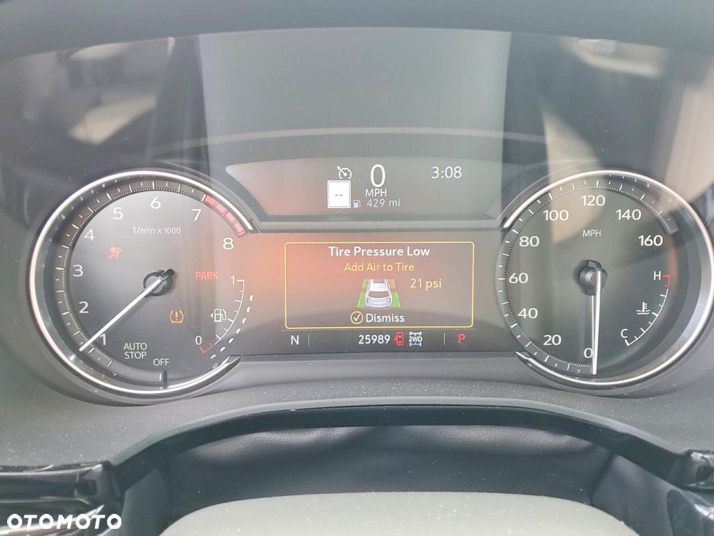 Cadillac XT6 - 10