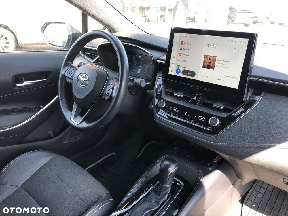 Toyota Corolla 1.8 Hybrid Style - 22