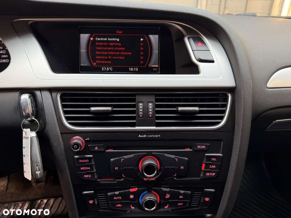 Audi A4 Avant - 26
