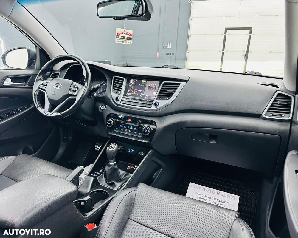 Hyundai Tucson 2.0 CRDI 2WD Style - 24