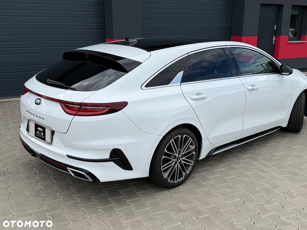 Kia ProCeed 1.4 T-GDI DCT7 OPF GT LINE - 4