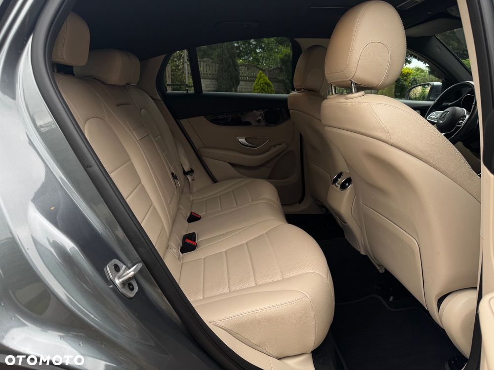 Mercedes-Benz GLC 200 d - 25