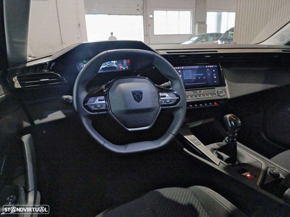 Peugeot 308 1.2 PureTech Active Pack - 12