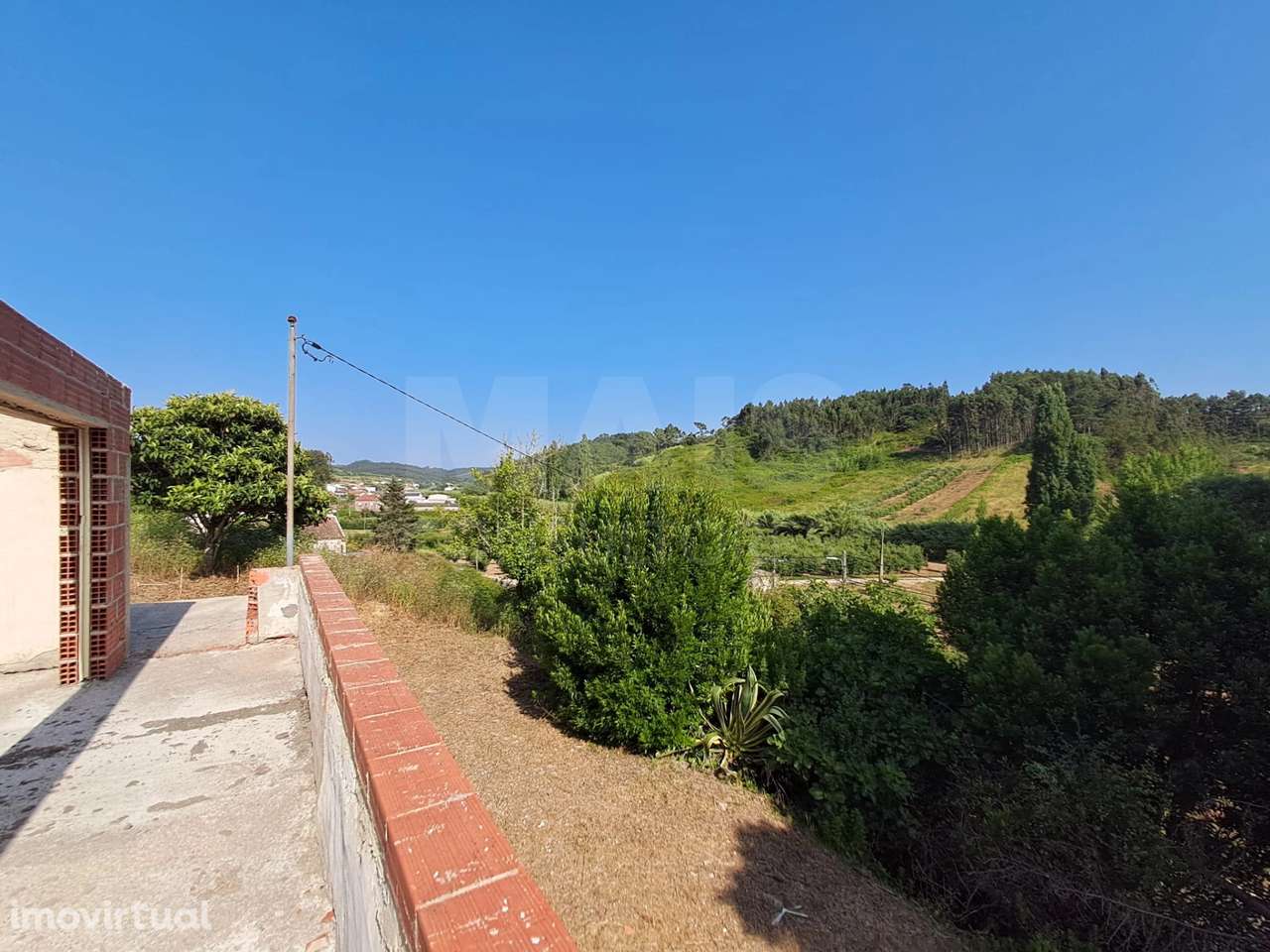 Moradia em construção em Salir de Matos - Grande imagem: 5/17