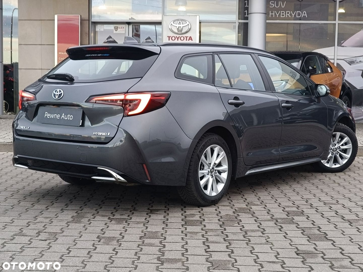 Toyota Corolla 1.8 Hybrid Comfort - 6