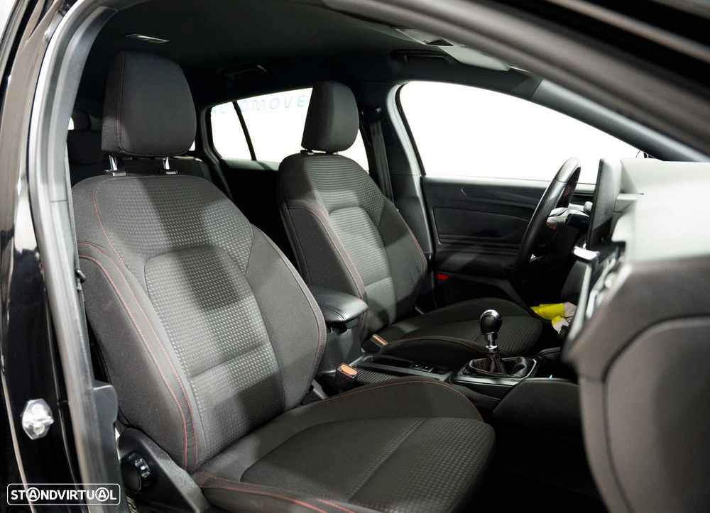 Ford Focus SW 1.0 EcoBoost MHEV ST-Line - 13