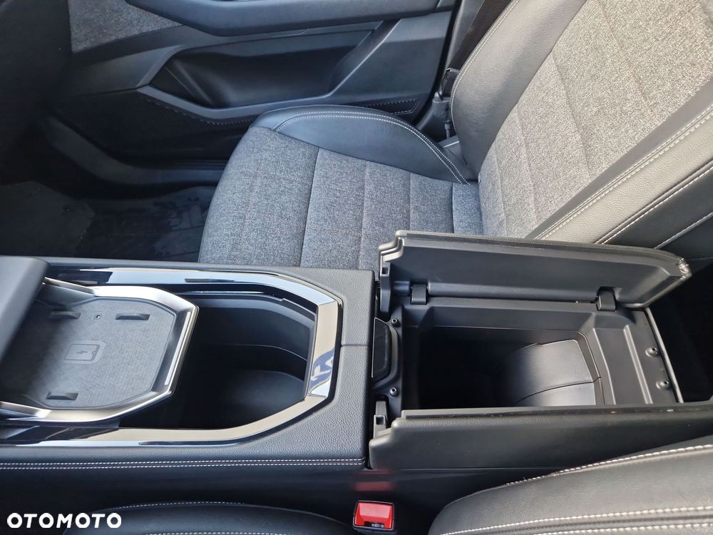 Renault Espace 1.2 E-Tech Full Hybrid 200 Techno MMT 7os - 24