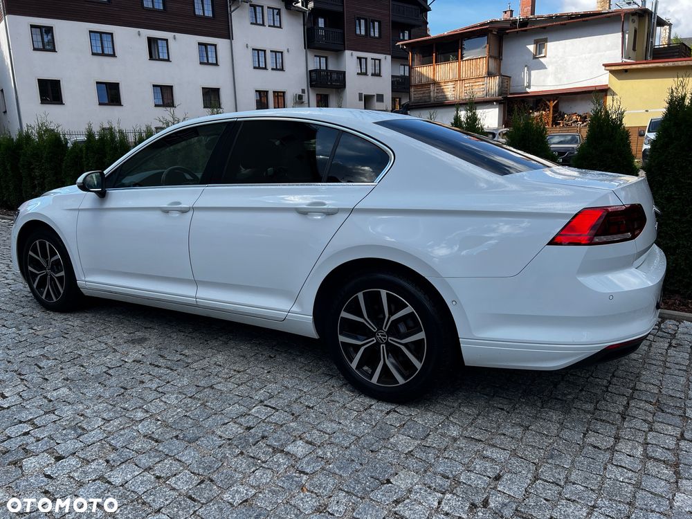 Volkswagen Passat 1.5 TSI EVO Comfortline - 3