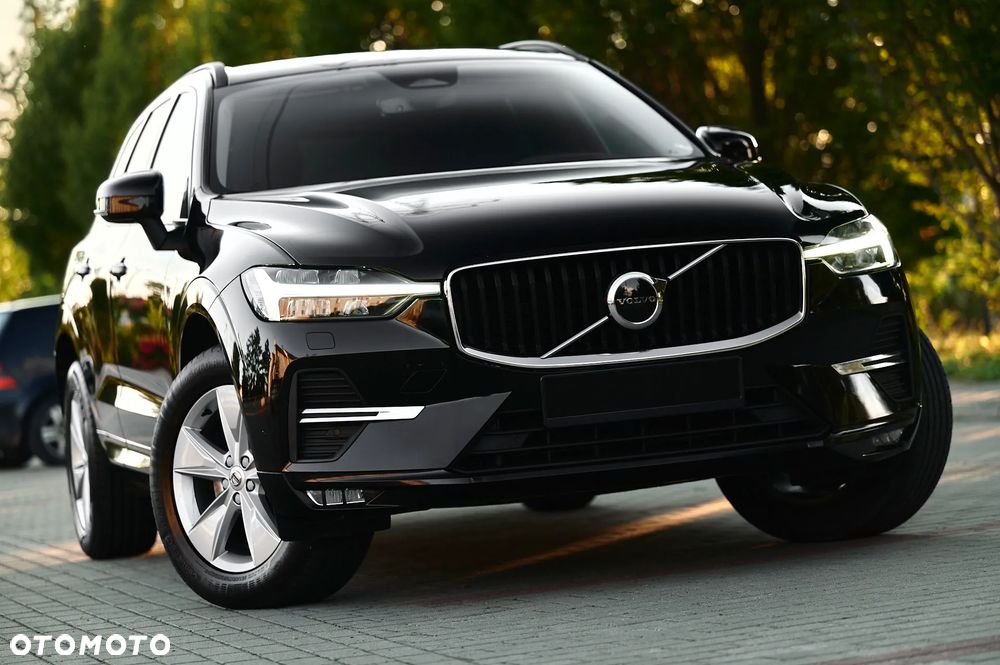 Volvo XC 60 B4 D AWD Momentum Pro - 20