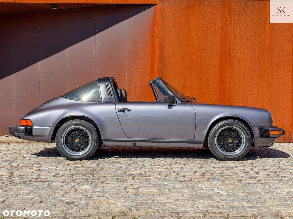 Porsche 911 - 10