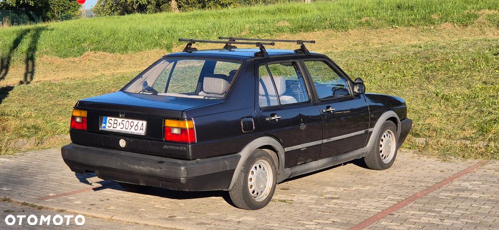 Volkswagen Jetta 1.6 CL TD - 2