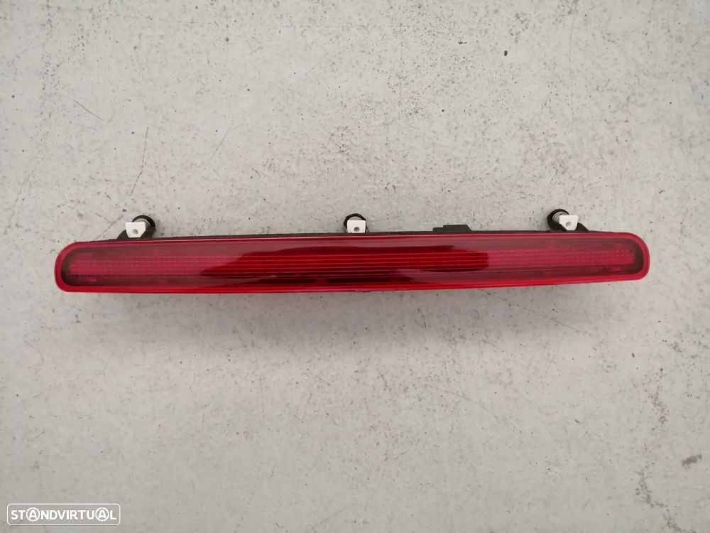 Farolim 3º Stop / Luz de travão VW Transporter T5 2003--- - 1