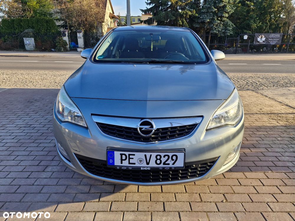 Opel Astra - 1