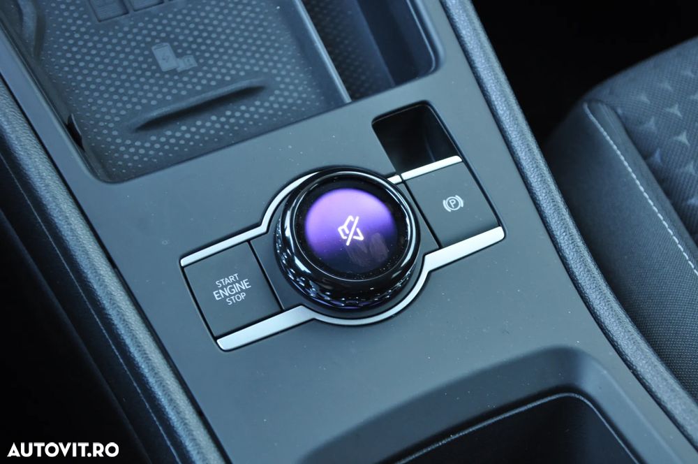 Volkswagen T-Roc 1.5 TSI DSG Life - 28