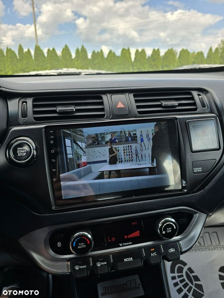 Kia Rio - 27