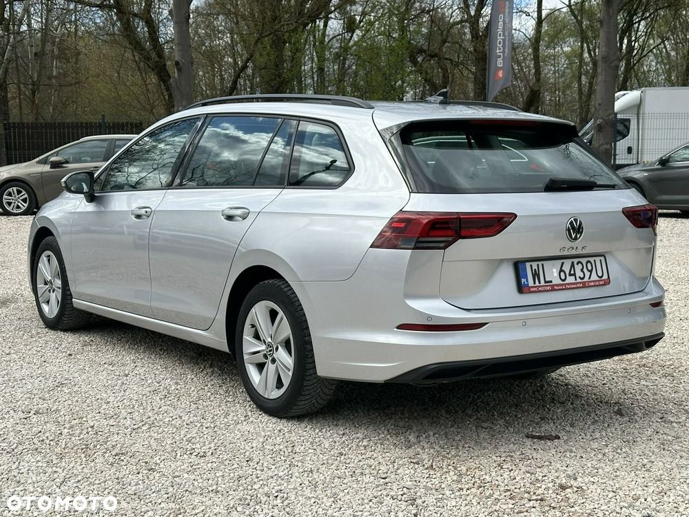 Volkswagen Golf - 5
