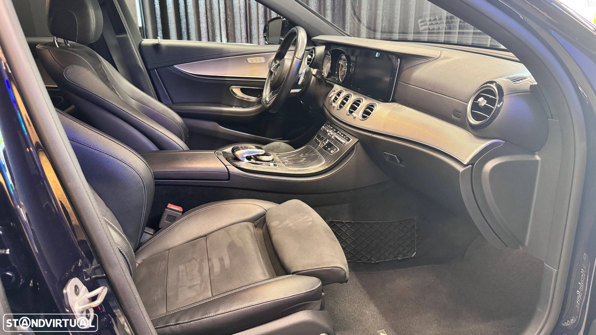 Mercedes-Benz E 220 d AMG - 4