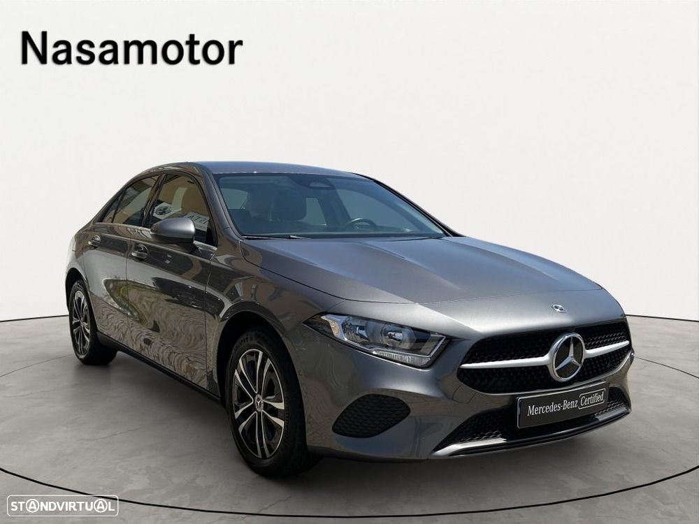 Mercedes-Benz A 250 Limousine - 2