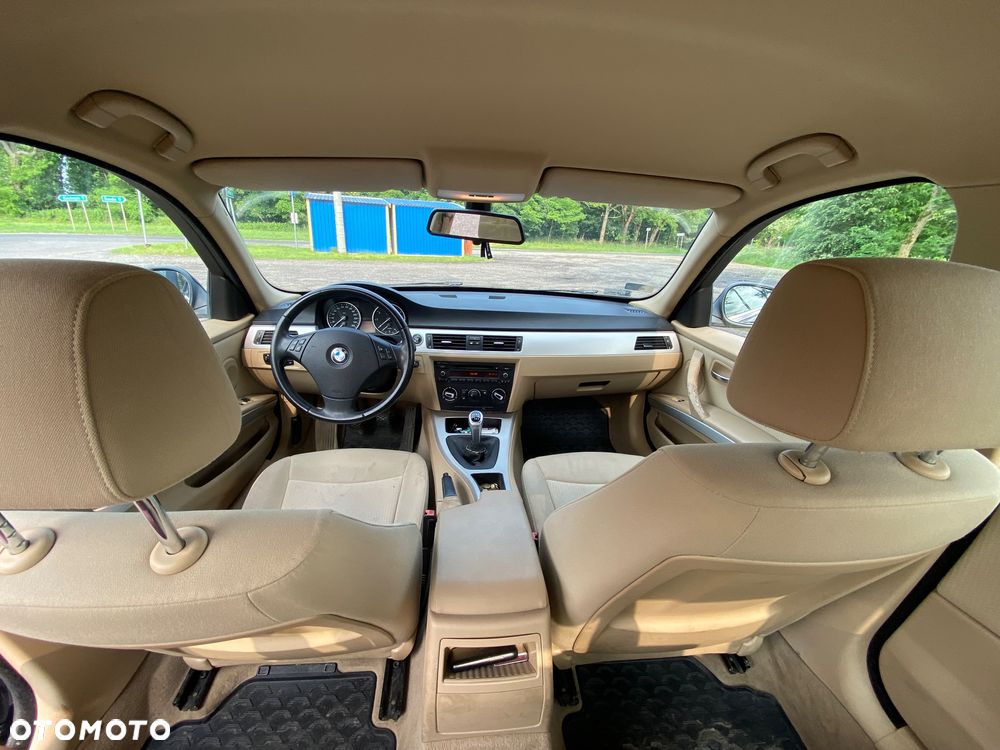 BMW Seria 3 - 14