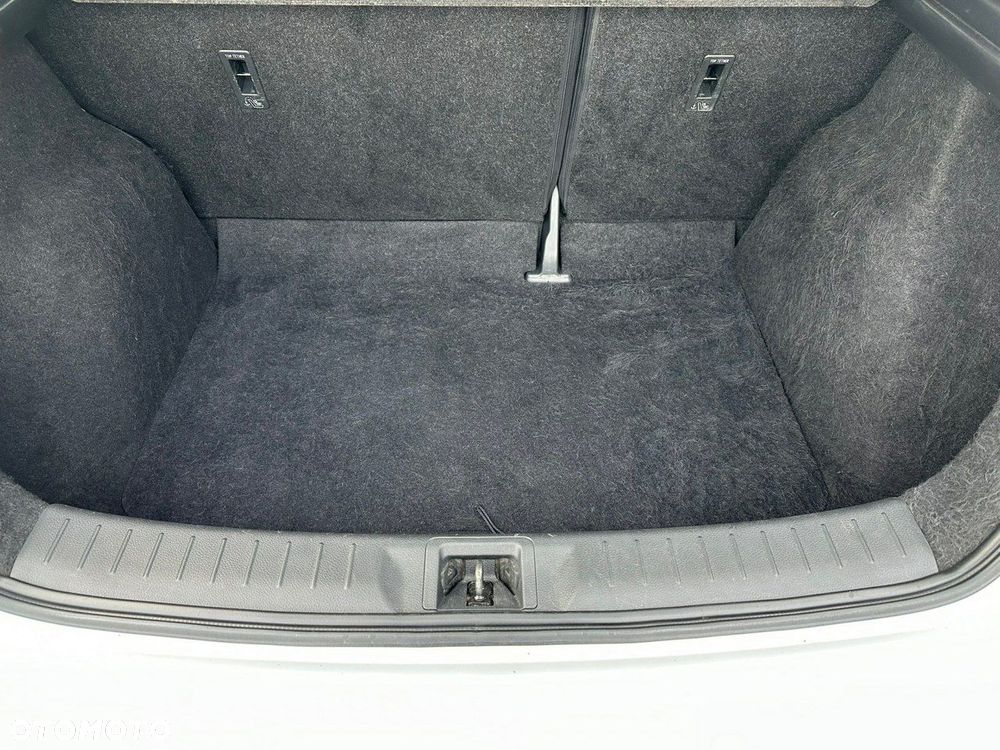 Nissan Pulsar - 14