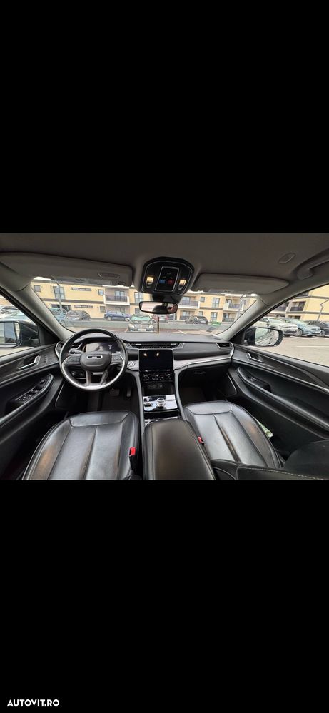 Jeep Grand Cherokee - 3