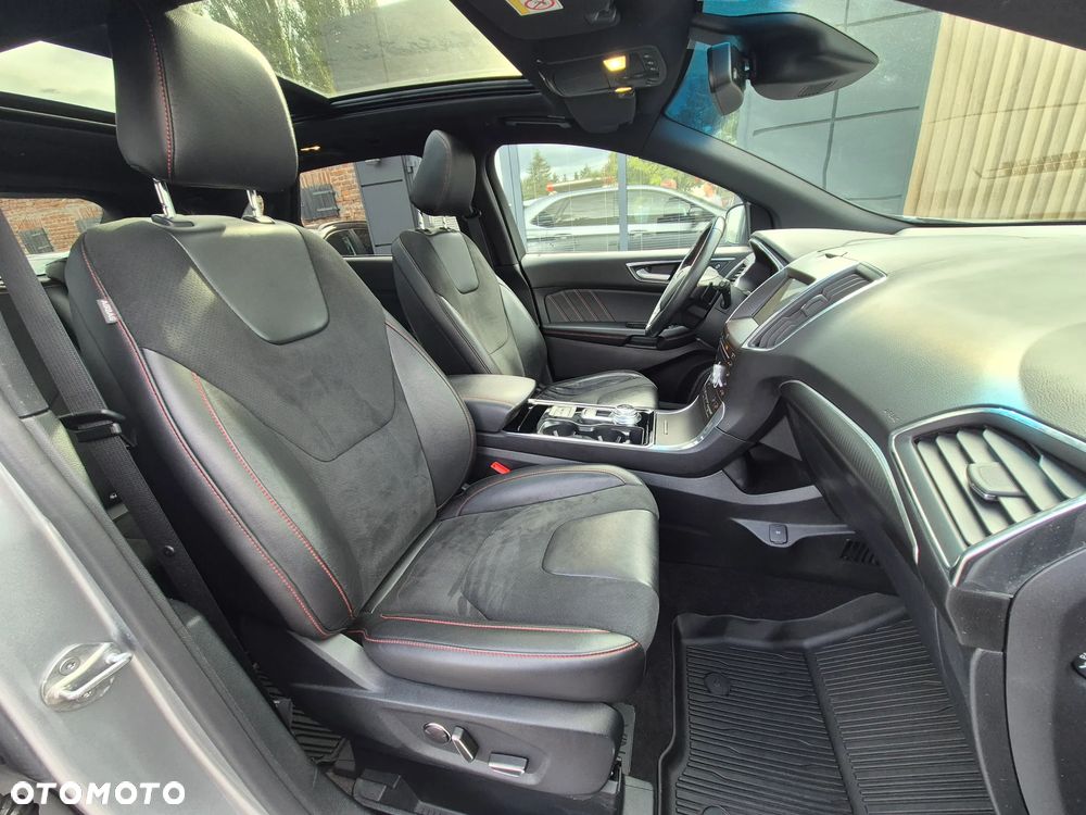 Ford Edge 2.0 EcoBlue Twin-Turbo 4WD ST-Line - 33