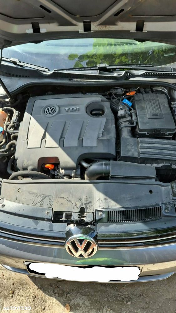 Volkswagen Golf 1.6 TDI BlueMotion Technology DPF Comfortline DSG - 14