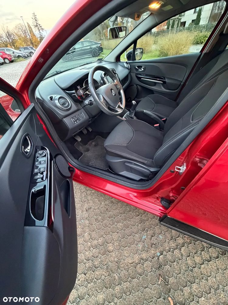 Renault Clio - 15