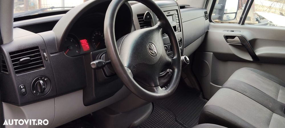 Volkswagen Crafter - 12