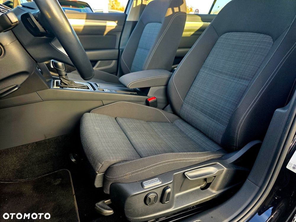 Volkswagen Passat 1.5 TSI EVO Business DSG - 21