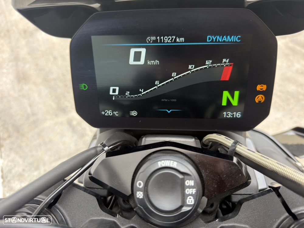 BMW M 1000 R Competition - 13
