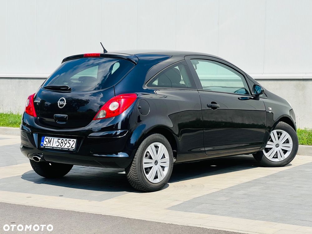 Opel Corsa 1.4 16V Satellite - 20