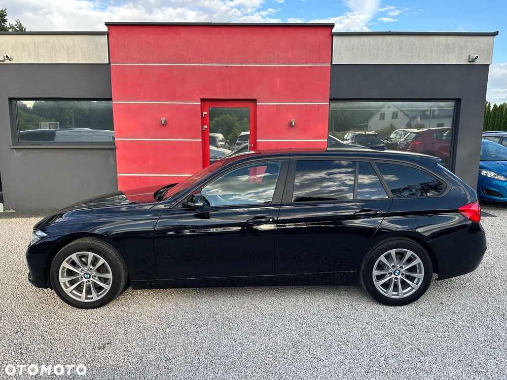 BMW Seria 3 320d Luxury Line - 31