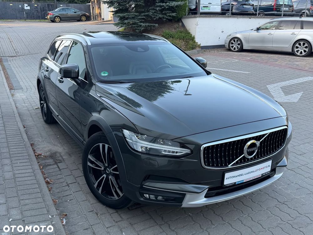Volvo V90 Cross Country D5 AWD Geartronic - 33