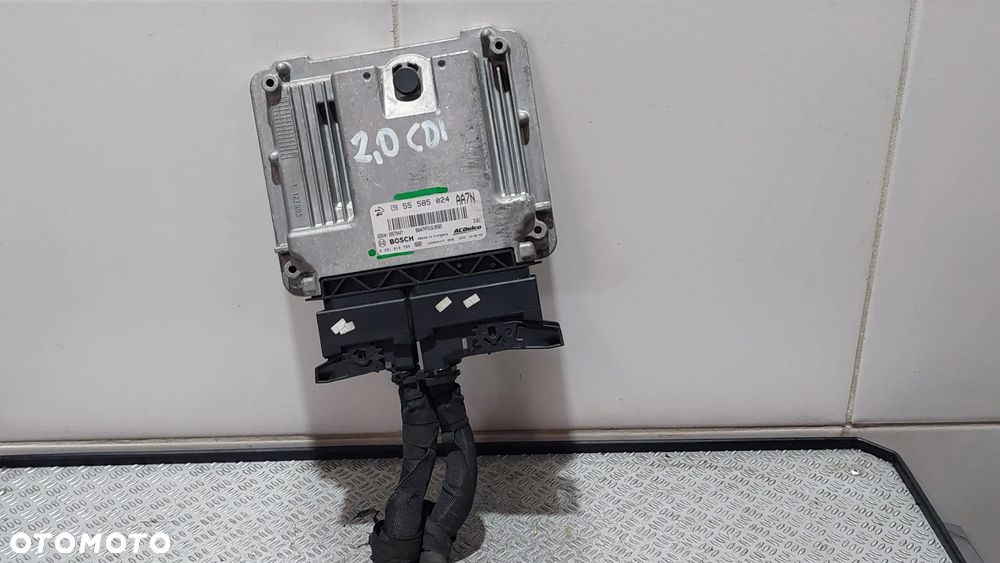 STEROWNIK KOMPUTER SILNIKA OPEL 2,0 CDTI NR 55585024, 0281018769 - 1