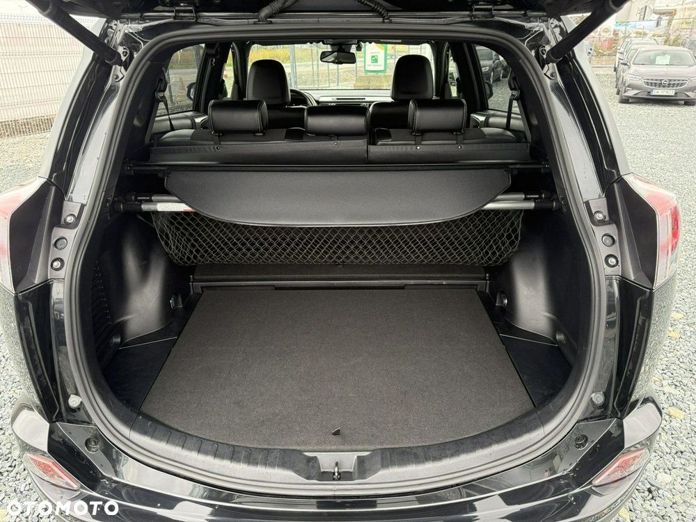 Toyota RAV4 Hybrid Premium 4x2 - 40