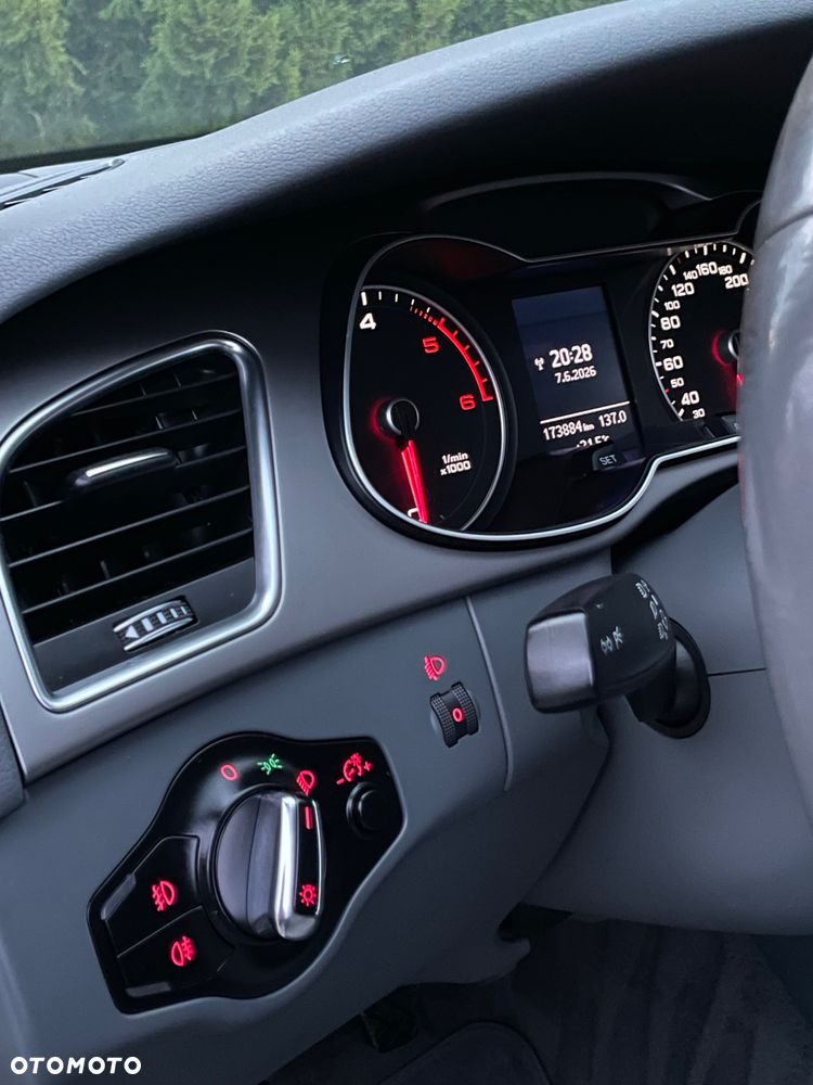 Audi A4 Avant 2.0 TDI 116g DPF Ambiente - 18