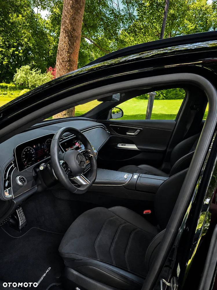 Mercedes-Benz Klasa E 220 d 4Matic 9G-TRONIC Edition AMG Line - 16