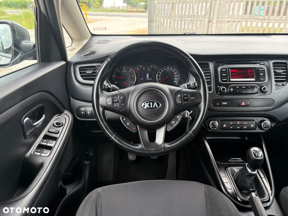 Kia Carens 1.7 CRDi Spirit - 37
