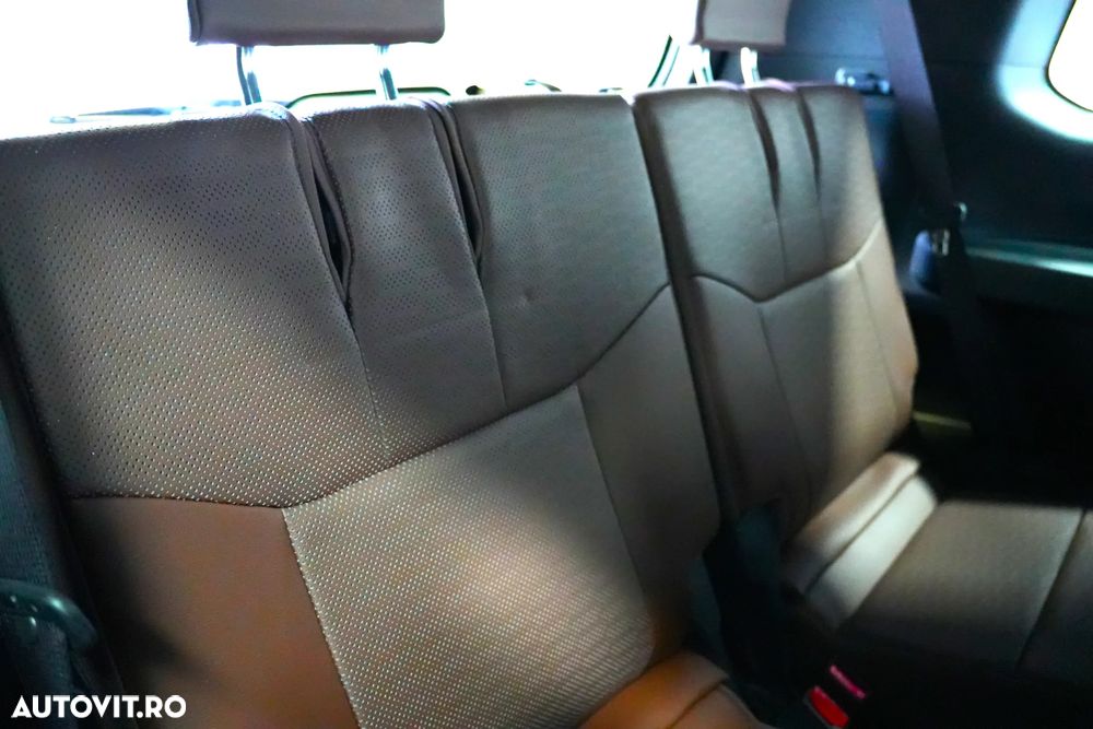 Toyota Land Cruiser 2.8l D-4D 204 CP A/T 7 locuri Luxury AVS Brown - 16