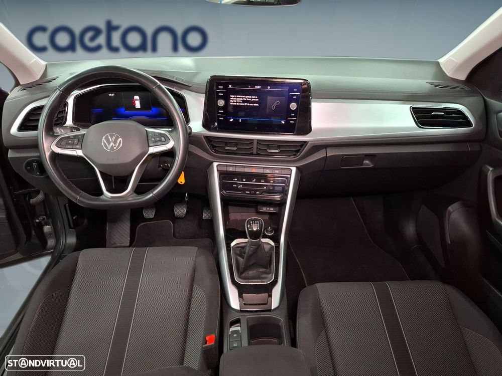 Volkswagen T-Roc 1.0 TSI Life — fotografia 12