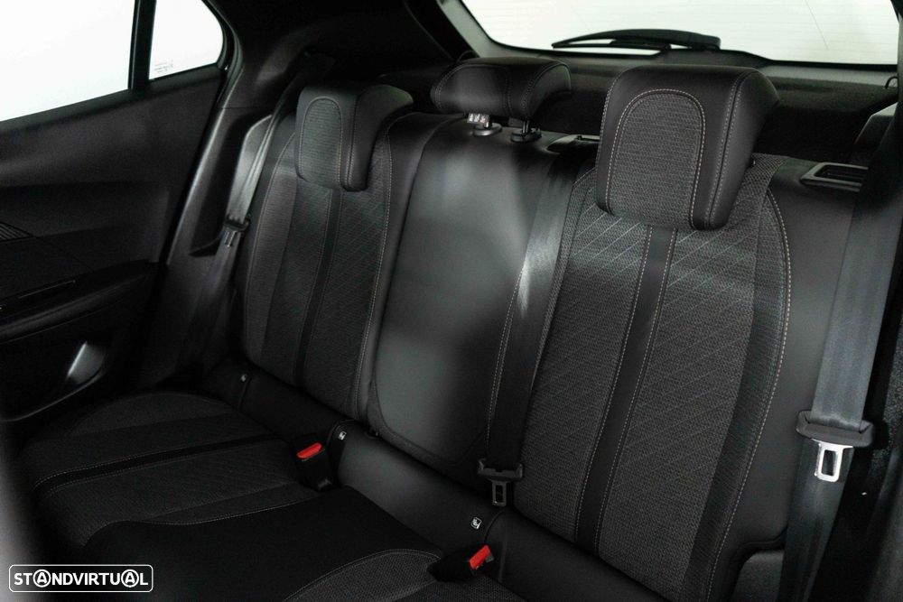 Peugeot 2008 1.2 Hybrid Allure e-DCS6 - 10