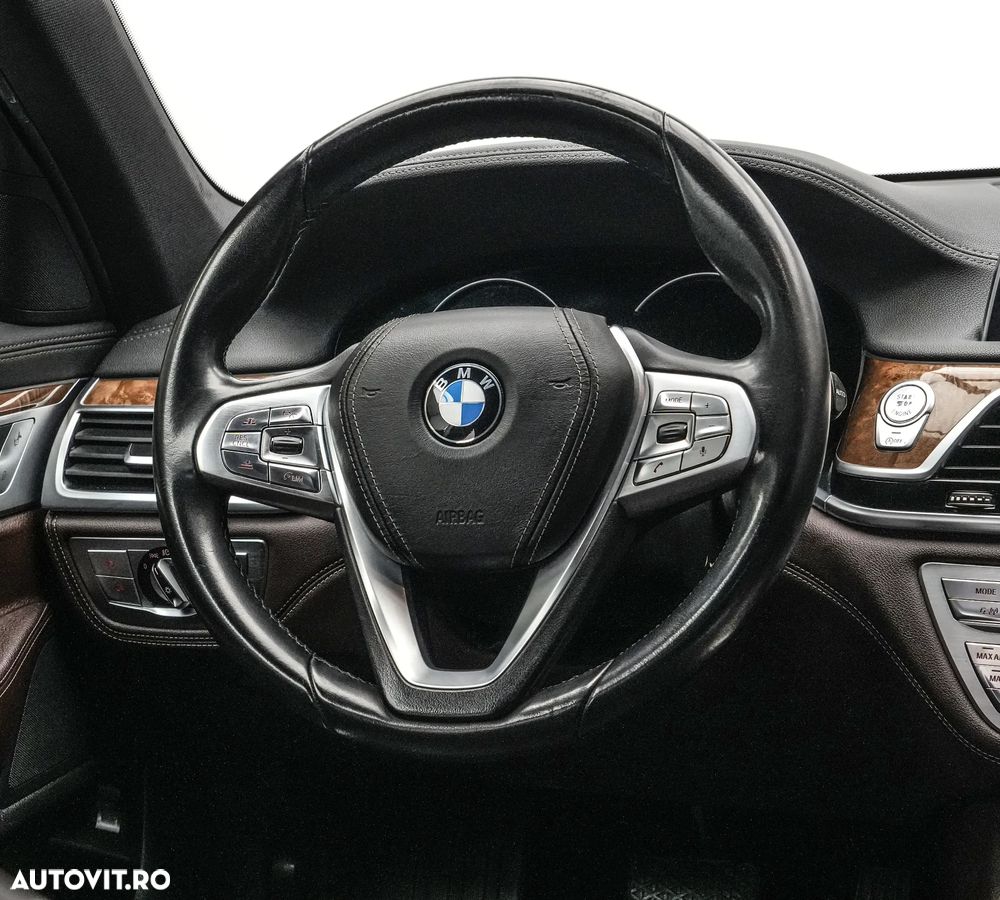 BMW Seria 7 730d - 18