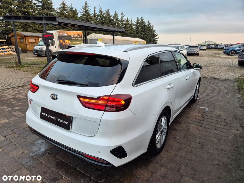 Kia Ceed 1.4 T-GDI L Business Line - 21